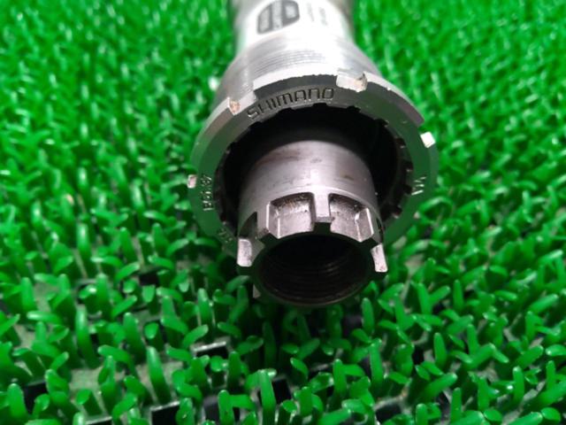 オクタリンク BC1.37×24 116mm SHIMANO BB-M952 ボトムブラケット