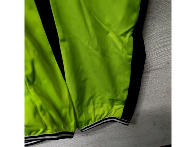 サイズ:L PEARL IZUMI ウィンドブレーカー イエローブラック