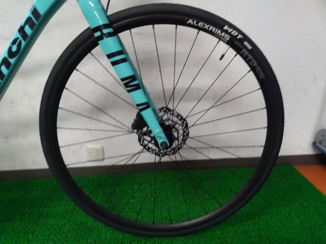 BIANCHI ROMA3 2022年 700×28C 2×8s アルミクロスバイク チェレステ