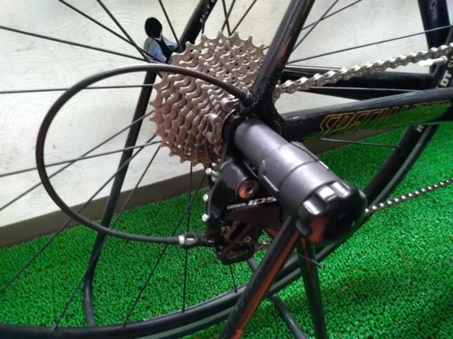 SPECIALIZED Tarmac MEN Sport 2018年 SHIMANO 105組み 700×28C 2×11S カーボンロードバイク ブラック サイズ:58 適応身長:180-185