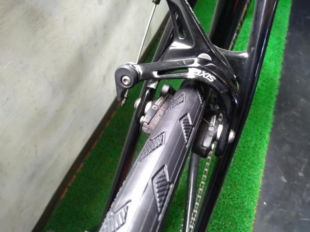 SPECIALIZED Tarmac MEN Sport 2018年 SHIMANO 105組み 700×28C 2×11S カーボンロードバイク ブラック サイズ:58 適応身長:180-185