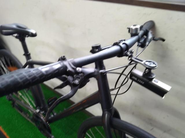 TREK FX2 DISC 2022モデル 700x35C 2x9S アルミクロスバイク ブラック 参考サイズ180～/ROCKBROS RHL1000 充電式フロントライト ステム固定台座付き