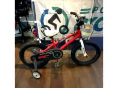 メーカー不明 FREESTYLE 16×2.40 シングルギア キッズ自転車 レッド ※補助輪曲がり・色褪せ