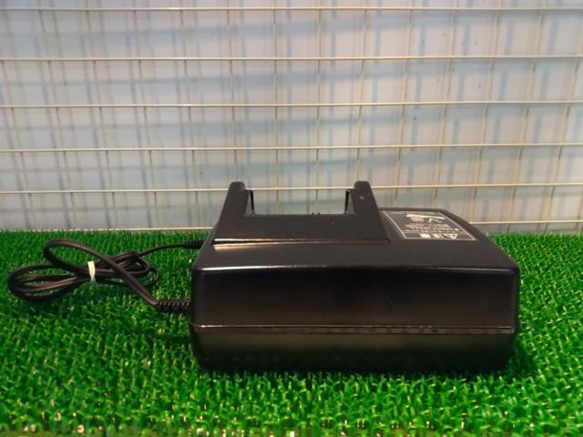 Panasinic NKJ073Z 電動自転車バッテリー用充電器