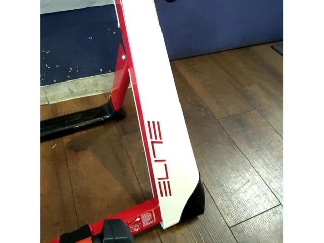 ELITE NOVO FORCE 負荷調整式 サイクルトレーナー ホワイト×レッド