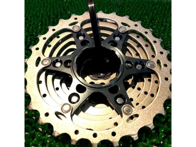 11S/11-28T SHIMANO ULTEGRA CS-R8000 カセットスプロケット
