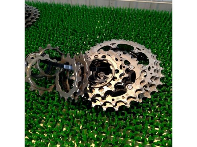 11S/11-28T SHIMANO CS-6800 カセットスプロケット