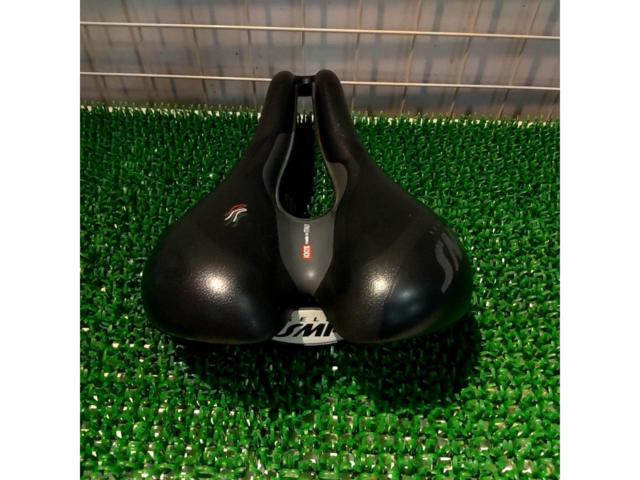SELLE SMP TRK サドル ブラック