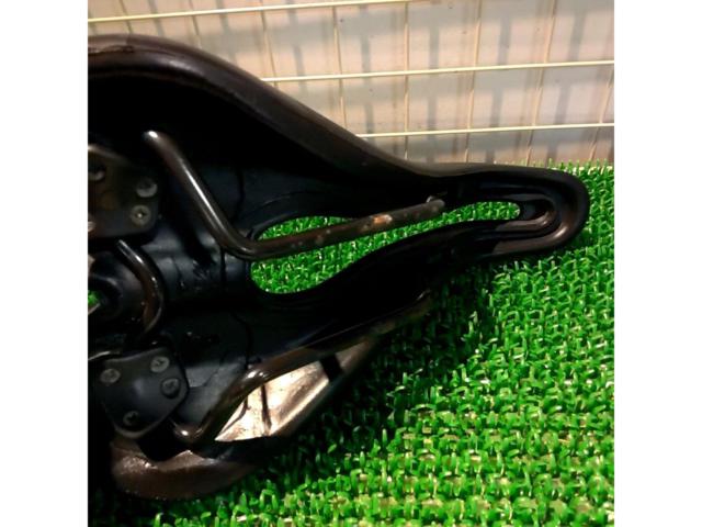 SELLE SMP TRK サドル ブラック