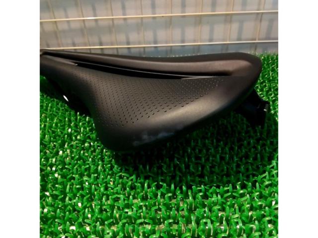 BONTRAGER VERSE ELITE サドル ブラック 145mm