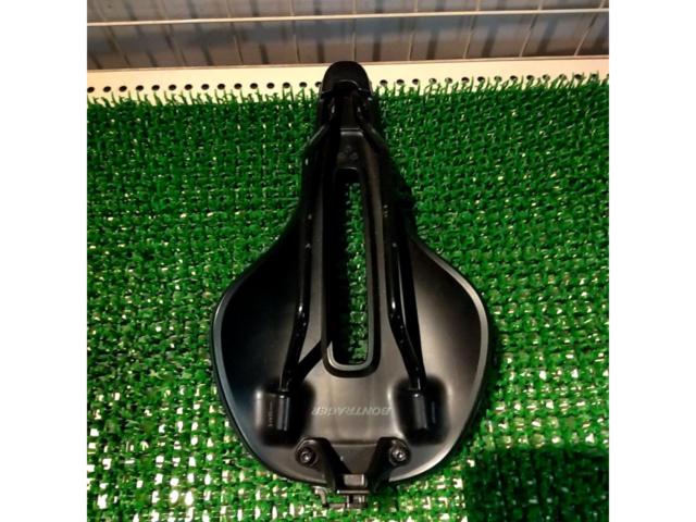 BONTRAGER VERSE ELITE サドル ブラック 145mm