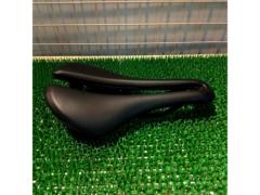 BONTRAGER AEOLUS COMP サドル ブラック 145mm