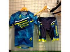 サイズ:S CHAMPION SYSTEM トライアスロン シャツ+ショーツセット ブルー