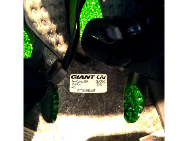 サイズ:M/L GIANT Liv Rev Comp ASIA サイクルヘルメット JCF認定マーク ブラック