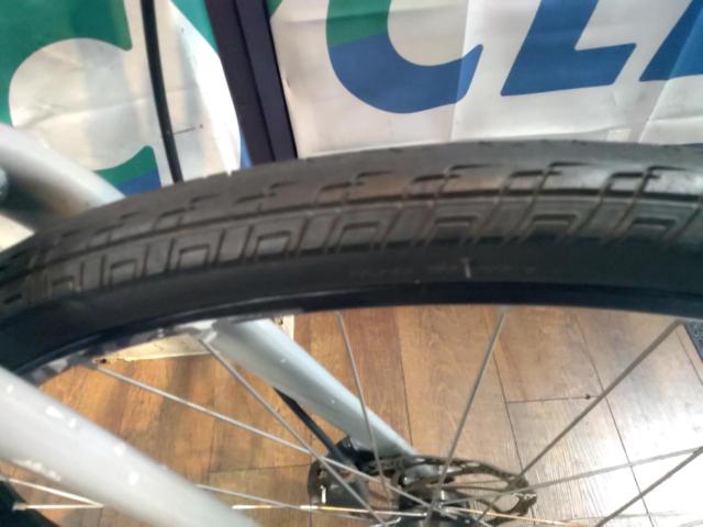 TREK FX2 DISC 2020年頃モデル 700x35c 3-8s アルミクロスバイク グレー 適応身長:170～184cm
