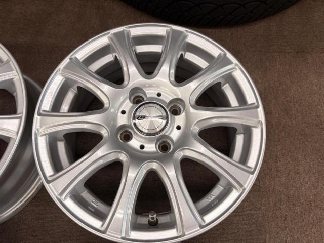 Laufbahn
Spoke wheels
