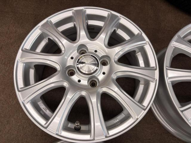 Laufbahn
Spoke wheels