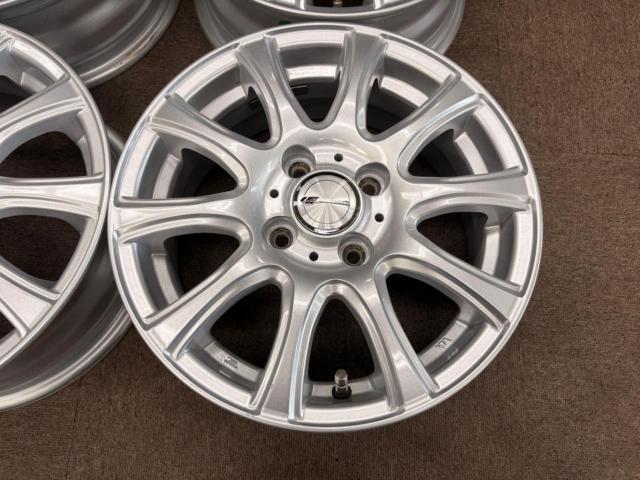 Laufbahn
Spoke wheels