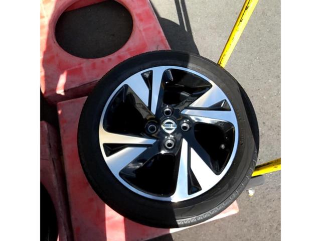 NISSAN
Dayz Roox Highway Star/B4 series genuine wheels