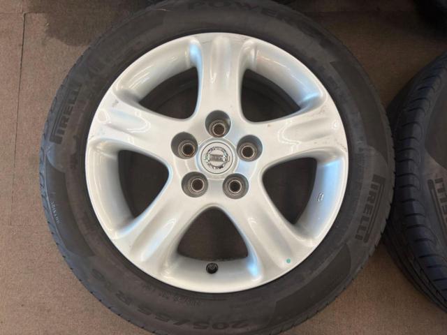 NISSAN
Sylvia / S15
Original wheel
+
PIRELLI
POWERGY