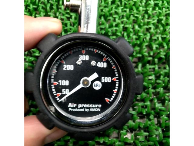 Amon
Tire gauge