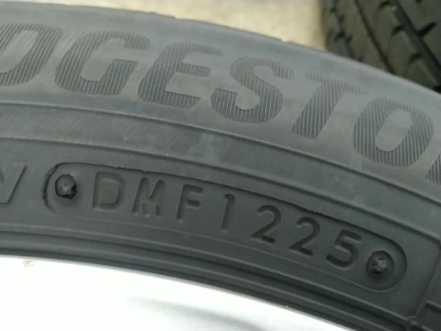 ダイハツ タントカスタム後期純正ホイール + BRIDGESTONE NEWNO