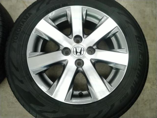 Honda
Freed
GB3 / GB4 type
Original wheel
+
YOKOHAMA
BluEarth-RV
RV03
Freed/100-4H
Perfect for tire changes, vehicle inspections, and more!