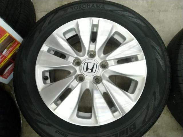 Honda
Step WGN original wheel
+
YOKOHAMA
BluEarth-RV
RV-03
Step Wagon! For vehicle inspections, tire changes, etc.!