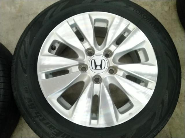 Honda
Step WGN original wheel
+
YOKOHAMA
BluEarth-RV
RV-03
Step Wagon! For vehicle inspections, tire changes, etc.!
