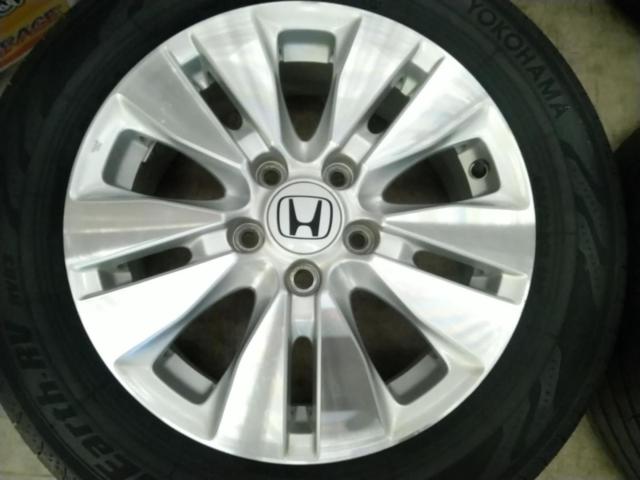 Honda
Step WGN original wheel
+
YOKOHAMA
BluEarth-RV
RV-03
Step Wagon! For vehicle inspections, tire changes, etc.!