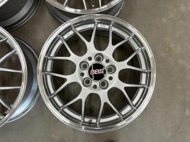 BBS (Bee-Bees)
RG715