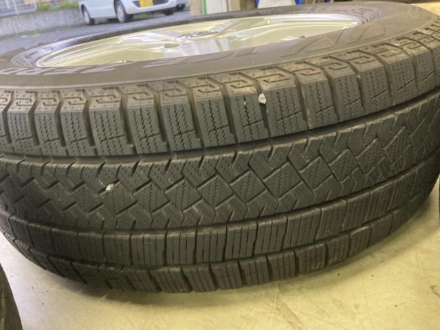 TOPY (Topy)
SIBILLA (Sybilla)
+
PIRELLI (Pirelli)
ICEZERO
ASIMMETRICO