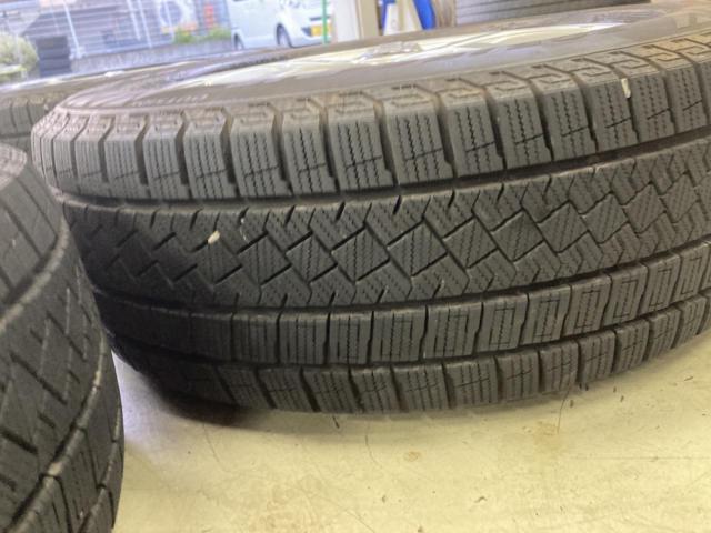 TOPY (Topy)
SIBILLA (Sybilla)
+
PIRELLI (Pirelli)
ICEZERO
ASIMMETRICO