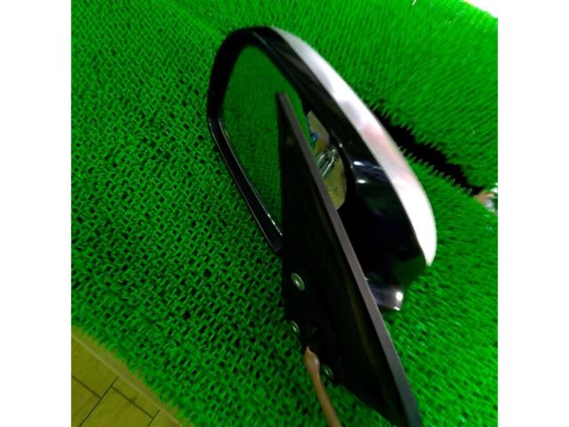 Left door mirror
With blinker
LH