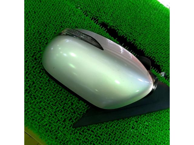Left door mirror
With blinker
LH