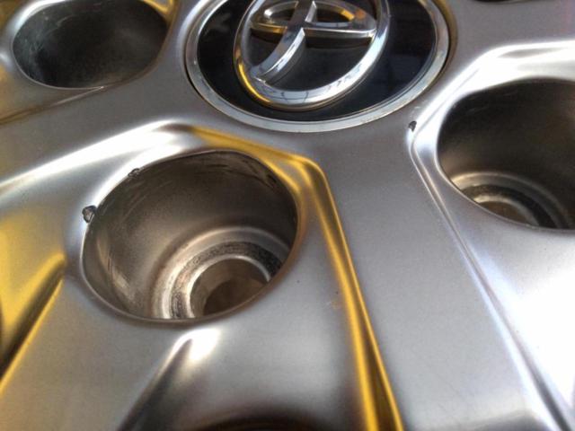 For use with genuine parts! (^^ Toyota genuine/BBS made)
80 series Noah / Voxy
Si / ZS grade