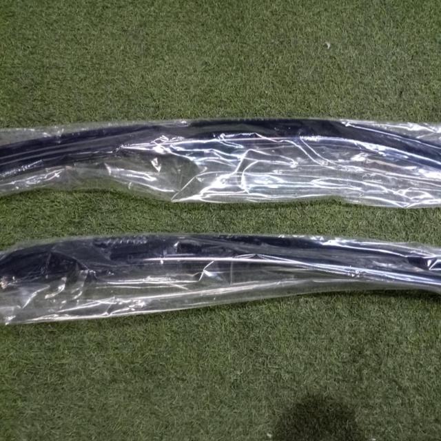 Toyota genuine door visors
Unused item
Right and left
※ 86
ZN6