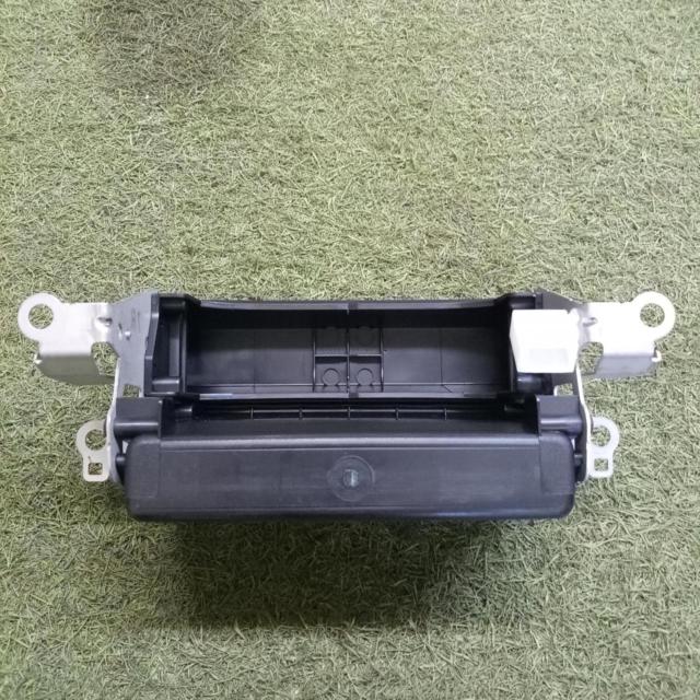 トヨタ純正 ZYX10 C-HR純正 オーディオパネル+インストルパネルセント
