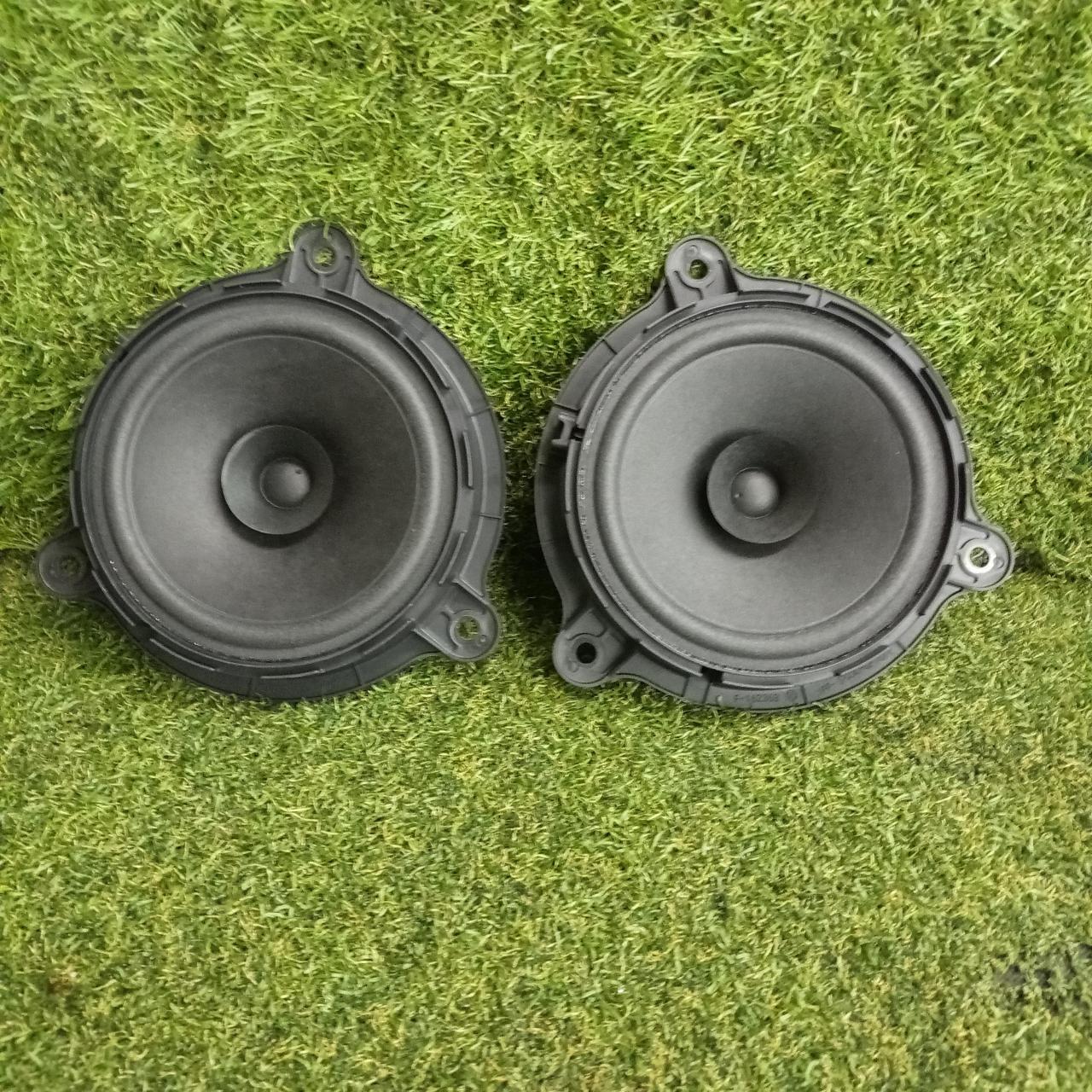 Nissan genuine built-in speakers
2 pieces