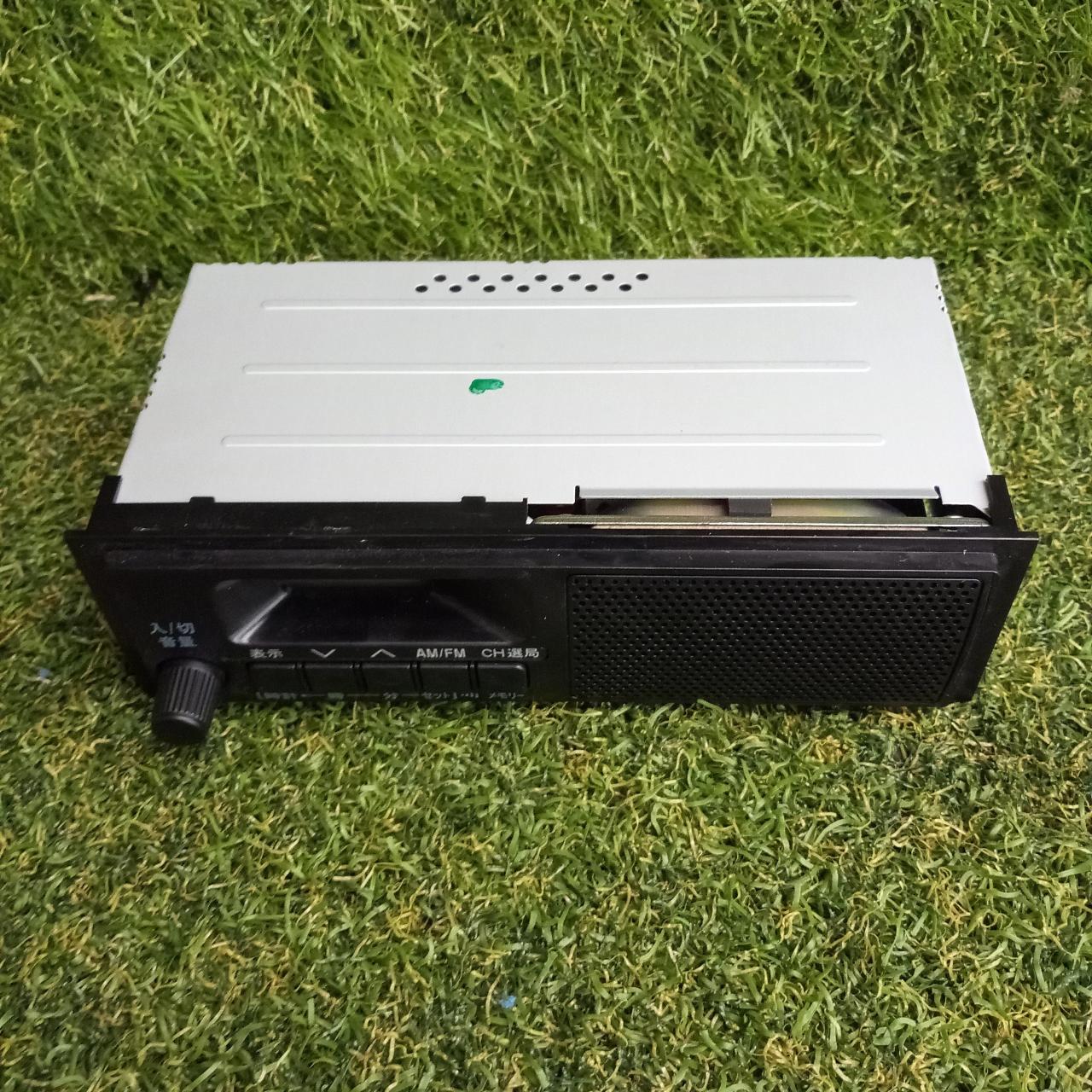 Suzuki genuine 1DIN
Radio tuner + speaker type
Part number: 39101-82M25