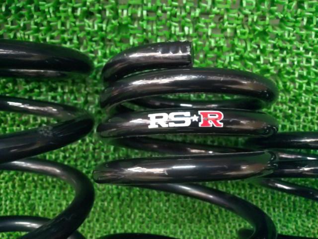 RS-R DOWN ダウンサス