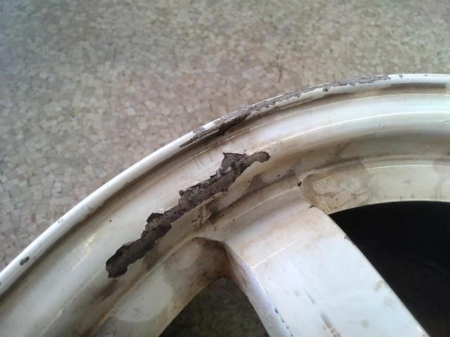 RAYS
VOLK
RACING
TE37