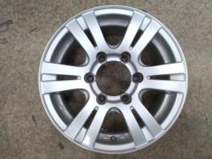 Unknown Manufacturer
Twin 6-spoke wheels