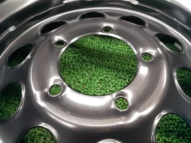 SUZUKI (Suzuki)
JB 74 W
Jimny Sierra genuine steel wheels
+
BRIDGESTONE
DUELER
H / L
852
One tire wheel only