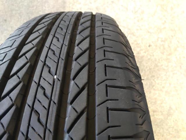 BRIDGESTONE
DUELER
H / L
852
Tire only four set