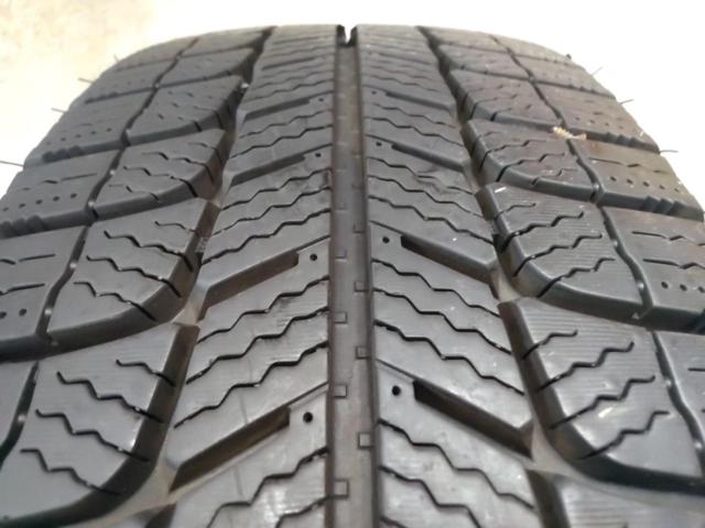 TOYOTA (Toyota)
200
Hiace genuine steel wheel
+
MICHELIN
AGLIS
X-ICE