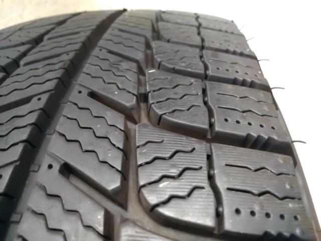 TOYOTA (Toyota)
200
Hiace genuine steel wheel
+
MICHELIN
AGLIS
X-ICE
