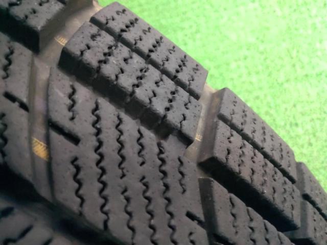 TOYOTA (Toyota)
M900
Tank / Rumi genuine wheel
+
NANKANG
ACTIVA
AW-1