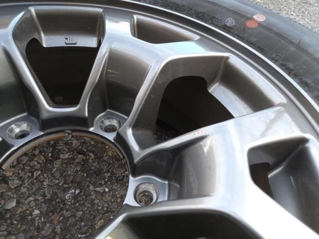 SUZUKI (Suzuki)
JB 74 W
Jimny Sierra genuine wheel
+
BRIDGESTONE
DUELER
H / T
852