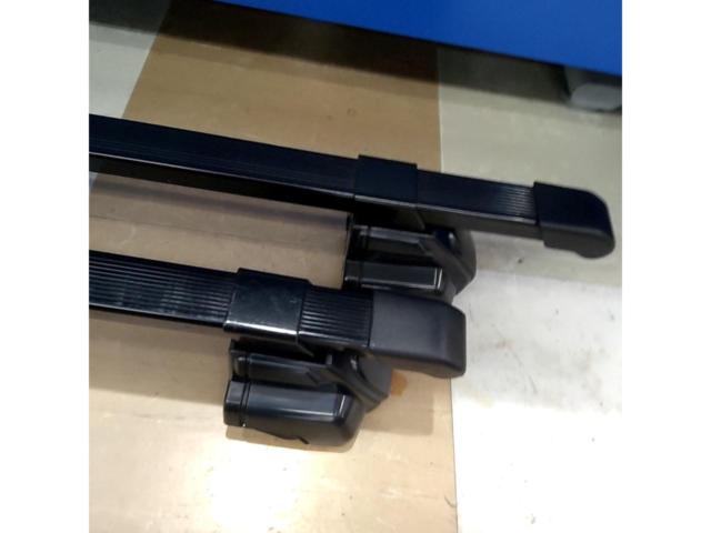 【スズキ純正】エスクード純正オプション ルーフレール用 ベースキャリア